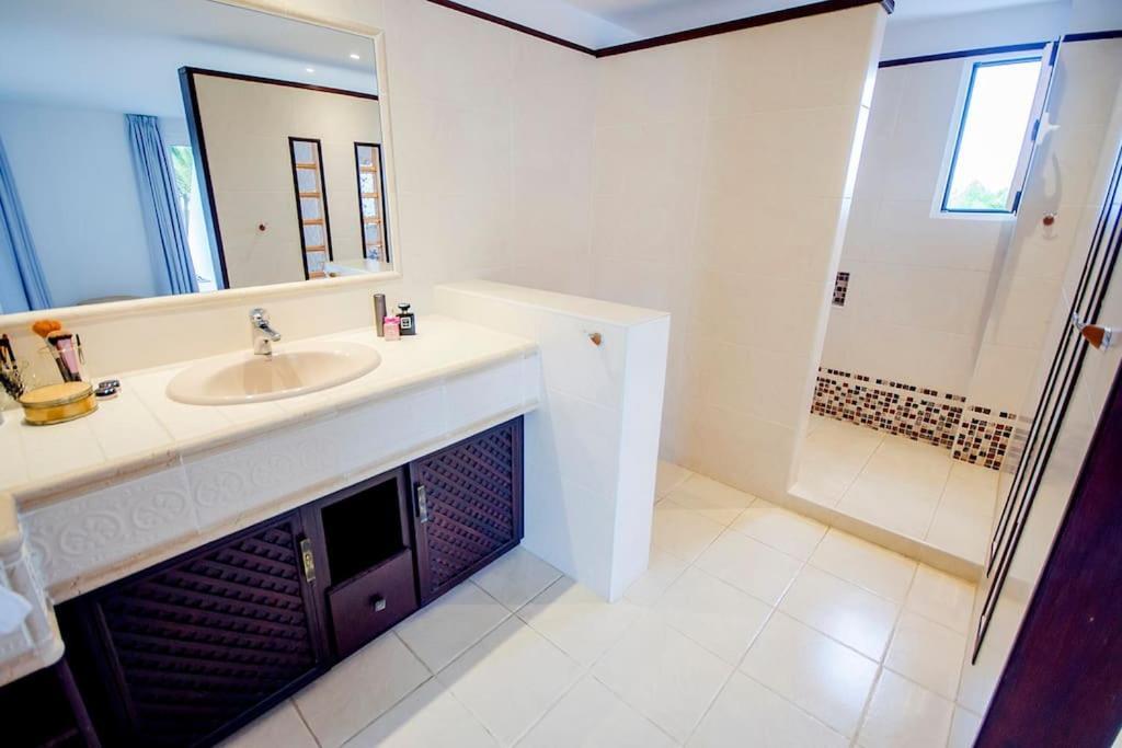 Villa Luxe With Private Pool, Jacuzzi And Spectacular Views *